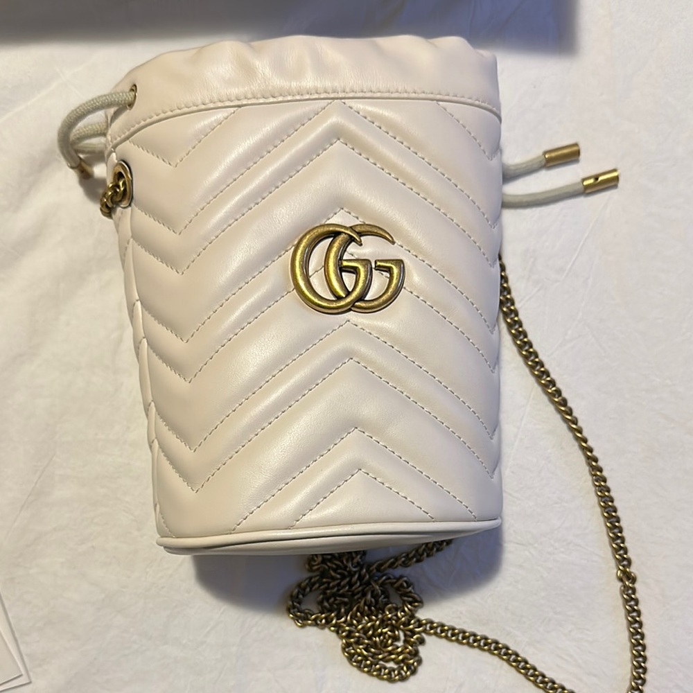 Gucci Marmont Off White and Gold Mini Bucket Bag with Chevron Quilting